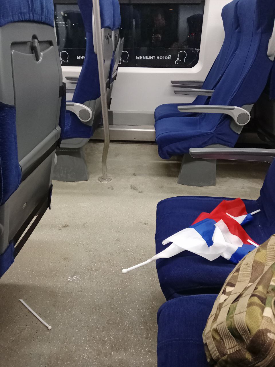 2703.jpg