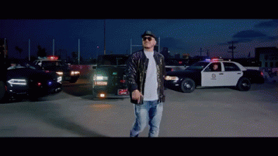giphy (81).gif