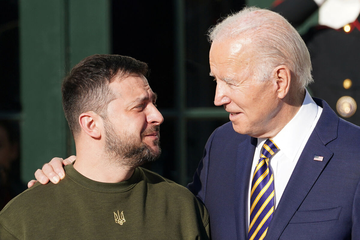 upload-2022-12-21T191213Z_789961868_RC2IAY90J6L4_RTRMADP_3_UKRAINE-CRISIS-USA-ZELENSKIY-pic_32ratio_1200x800-1200x800-60517.jpg