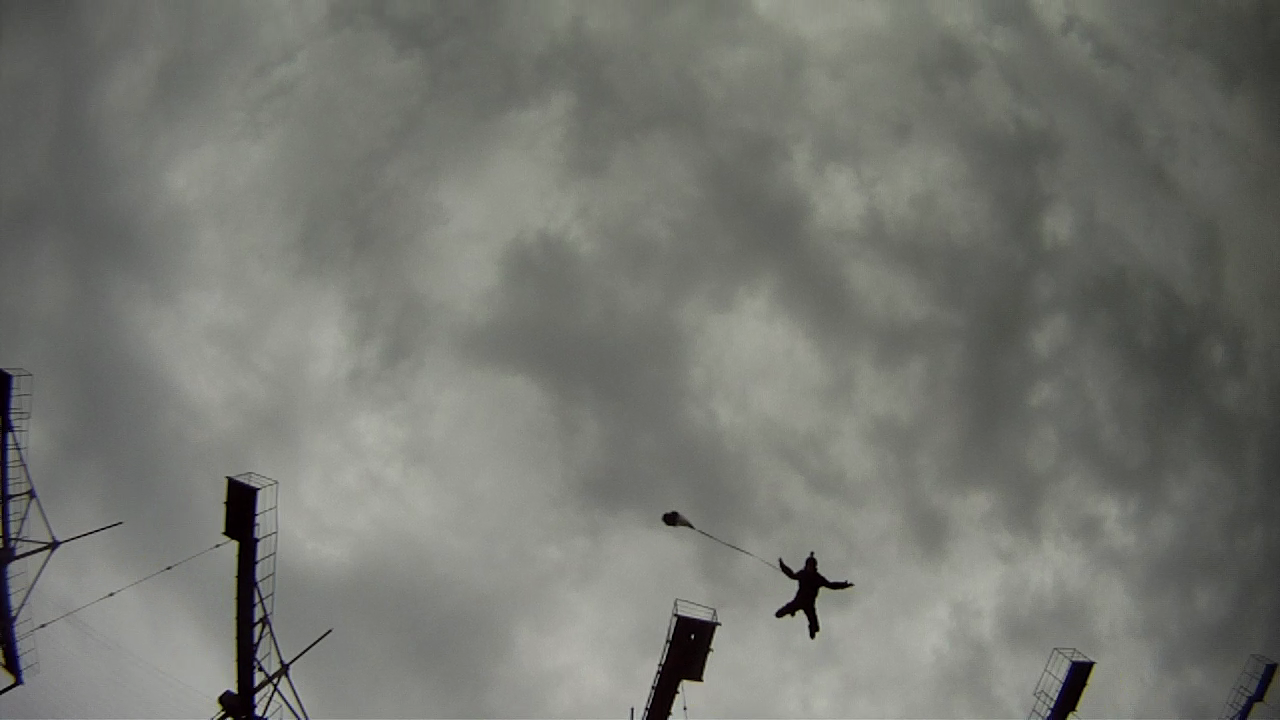 vlcsnap-2012-04-24-00h02m01s162.png